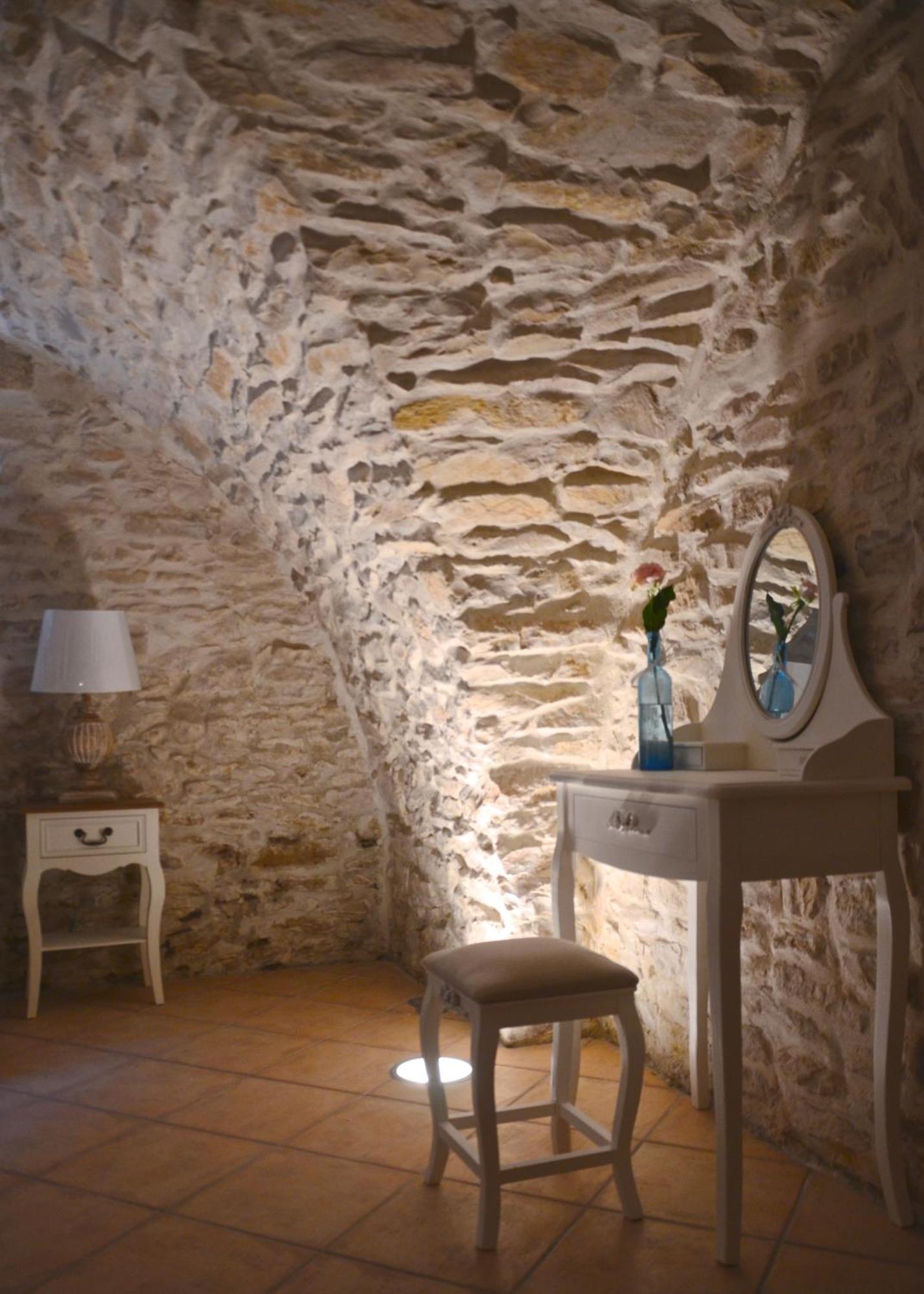Bed and Breakfast Locus Amoenus Lirac Zewnętrze zdjęcie