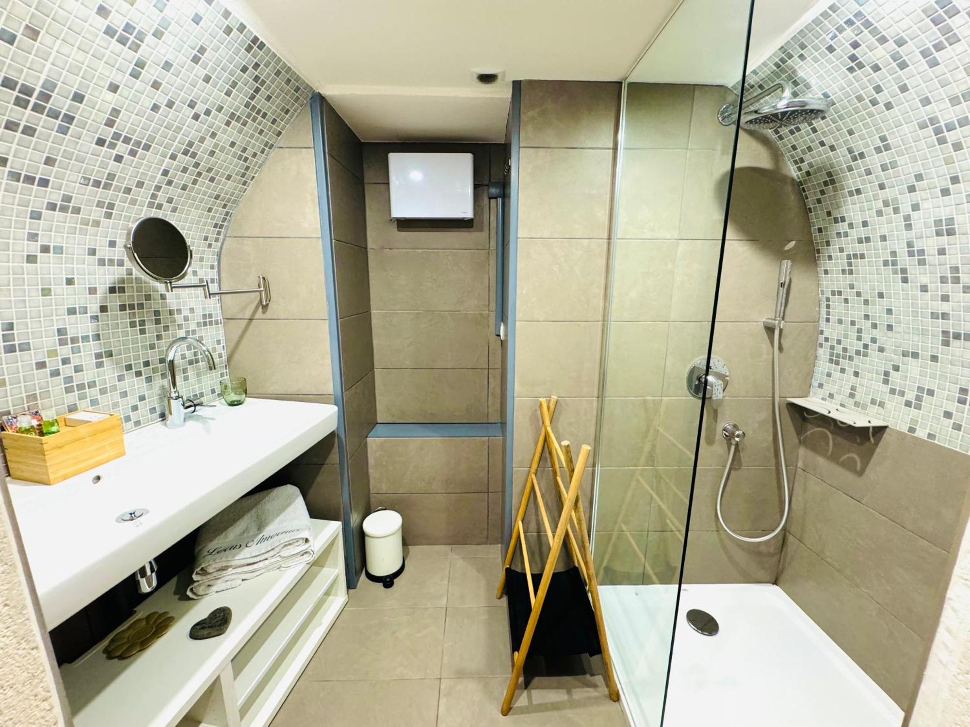 Bed and Breakfast Locus Amoenus Lirac Zewnętrze zdjęcie